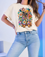 Polera color crema con el bulldog francés flower power estampado