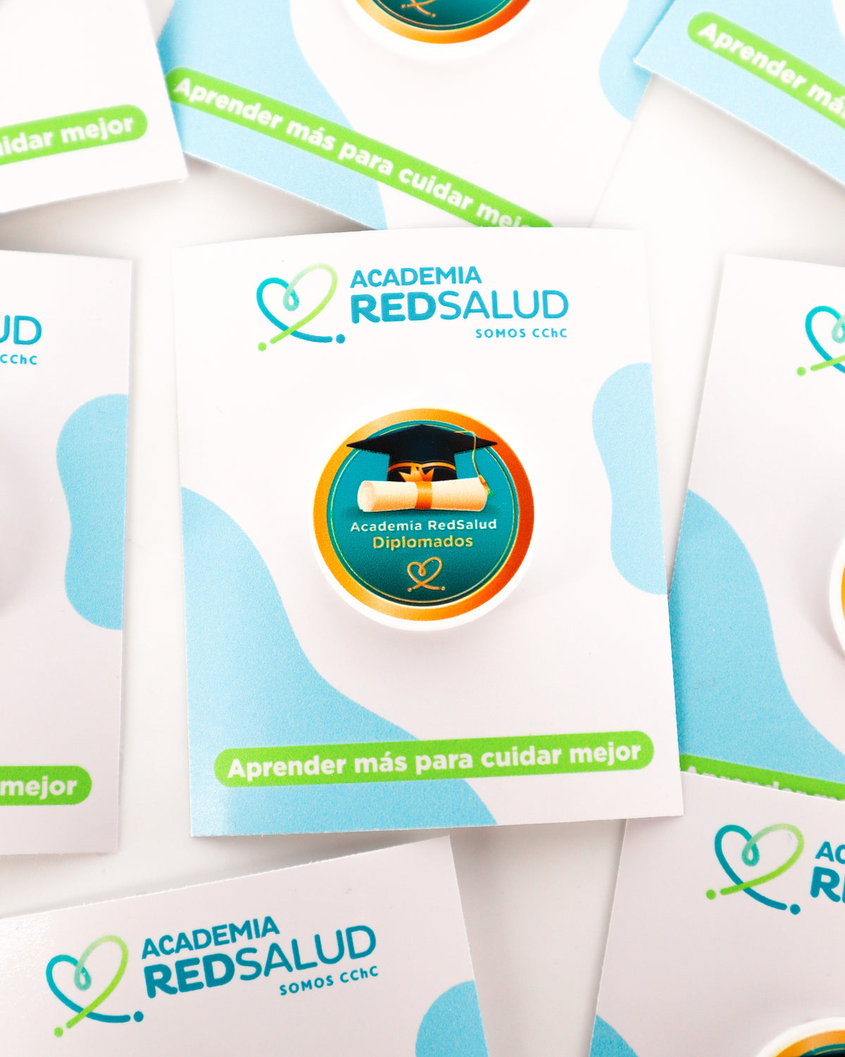 Pin personalizado circular montado en tarjeta